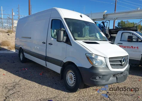 2016 Mercedes-Benz Sprinter 2500 High Roof z USA, uszkodzony, nr VIN WD3PE8DD5GP361053